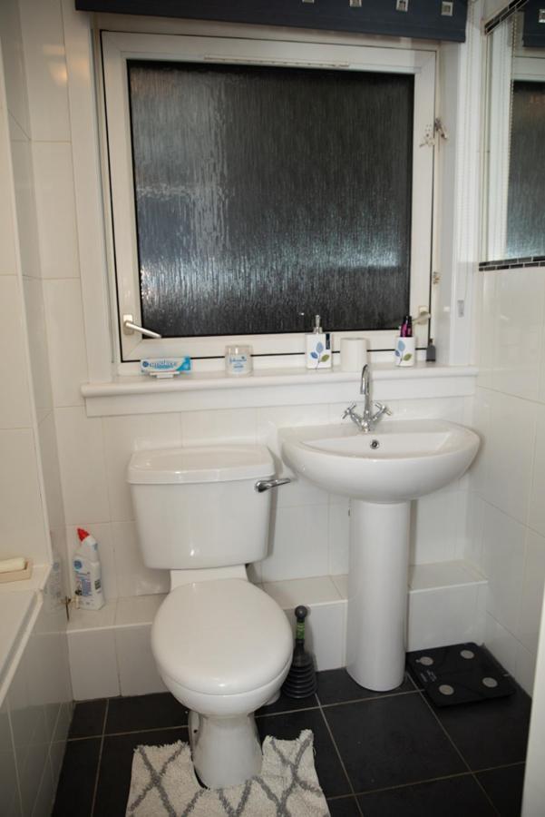 Stunning 2Nd Floor 2 Bedroom Massionette Apartment Glasgow Exterior photo